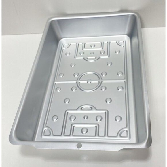 Soccer Football Field Cake Pan Baking Rectangular Soccer Mold Brand New As Is - Picture 5 of 8